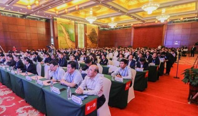 榆陽(yáng)區(qū)煤炭公司應(yīng)邀參加2018中國(guó)榆林煤炭、蘭炭暨能化裝備簽約訂貨會(huì)