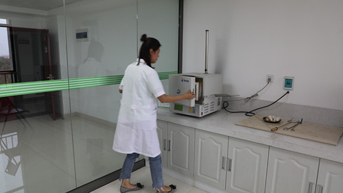 執(zhí)著奉獻(xiàn)——質(zhì)檢人不言悔